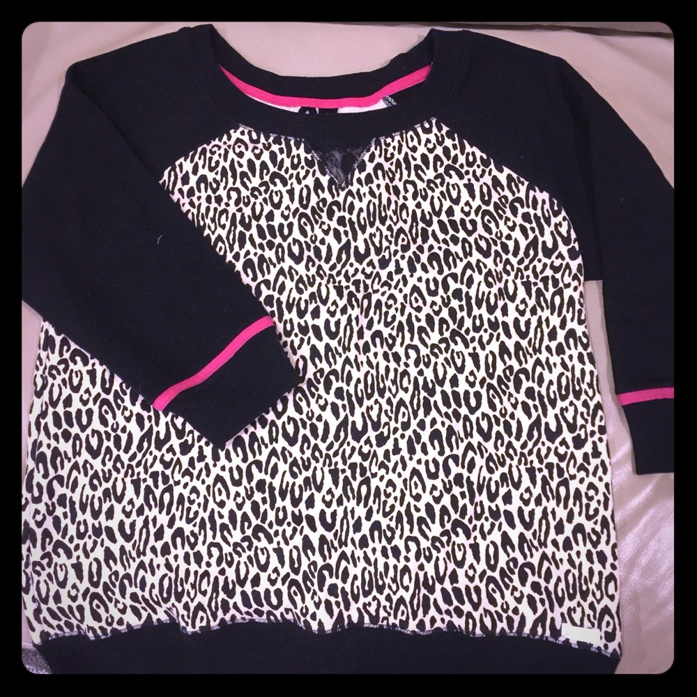 Kensie sweatshirt